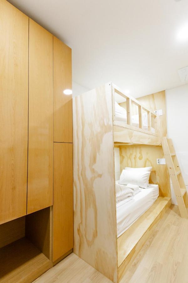 Ekonomy Hotel Myeongdong Central Seoul Exteriör bild
