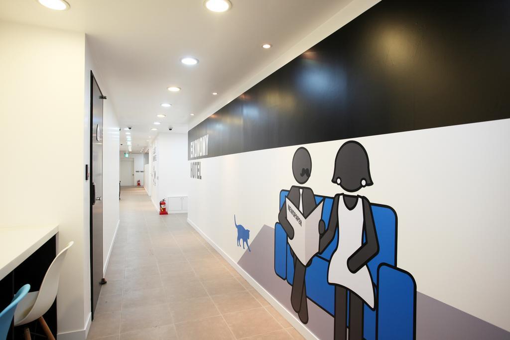 Ekonomy Hotel Myeongdong Central Seoul Exteriör bild
